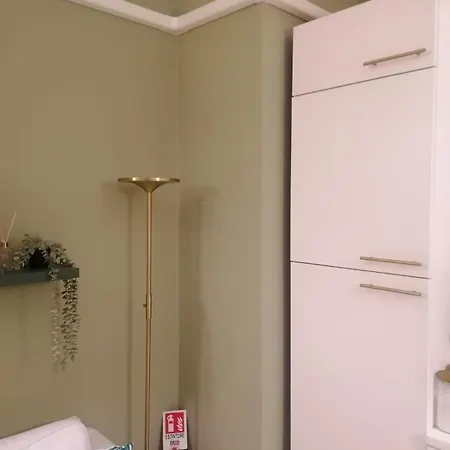 La Ringhiera Tropicale-bilocale Con Parcheggio E Self Check In